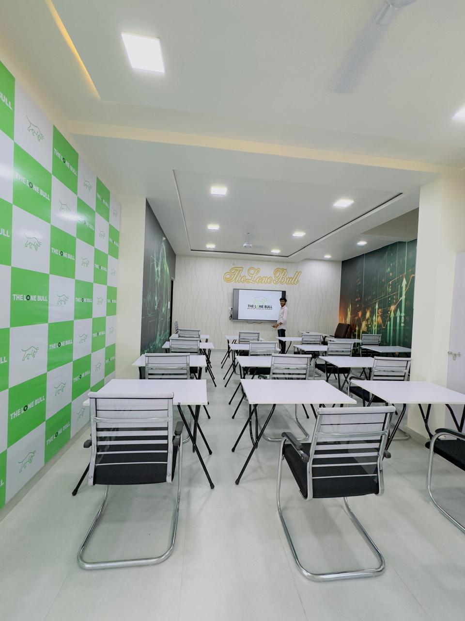 THELONEBULL office