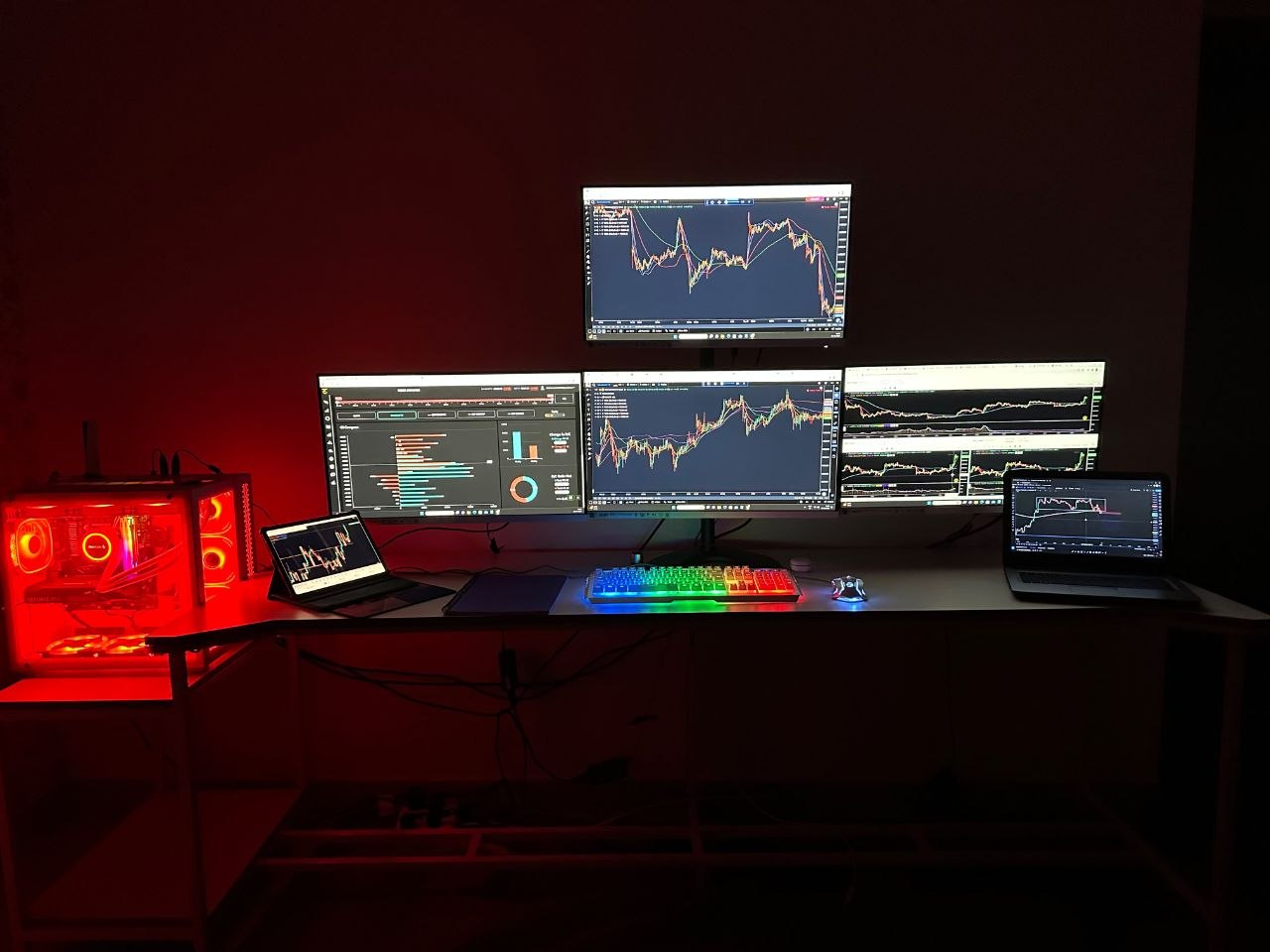 THELONEBULL office interior